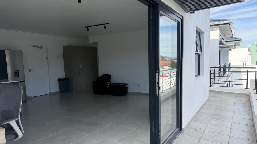2 Bedroom Property for Sale in Mowbray Western Cape